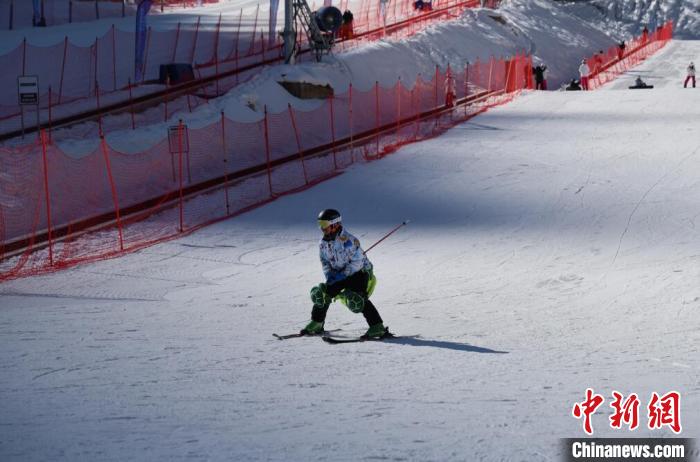 四川省第七届全民健身冰雪季在阿坝州汶川县盛