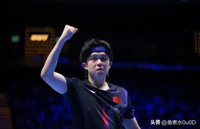 许昕怒斥网友不理智支持，大V嘲讽裁判引争议